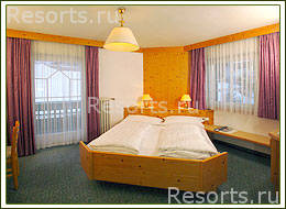 Hotel Sureghes 9